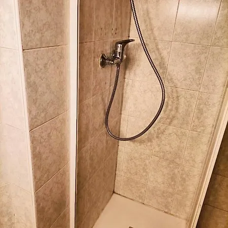 Two-bedroom Flat Near Pompidou Centre Appartamento *